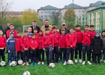 Titu dă lovitura în infrastructura școlară! Două noi baze sportive inaugurate cu sprijinul Consiliului Județean Dâmbovița