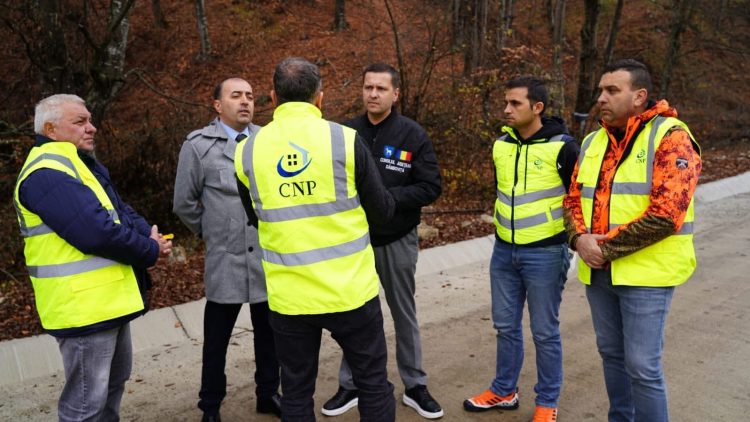 Corneliu Ștefan, președintele CJ Dâmbovița, în inspecție la Iedera: drumul spre Prahova prinde contur