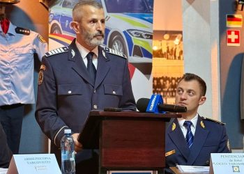 (Foto) Povești dure, lecții reale: “Dincolo de Aparențe” revine pentru a ține tinerii departe de infracțiuni