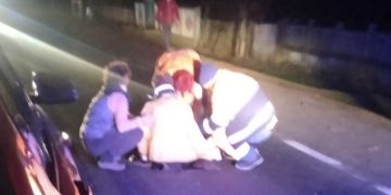 Dimineață marcată de un accident rutier la Gheboieni: o femeie a ajuns la spital