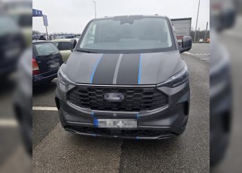 Autoutilitară căutată de autoritățile germane, depistată de polițiștii de frontieră la o zi de la alertă