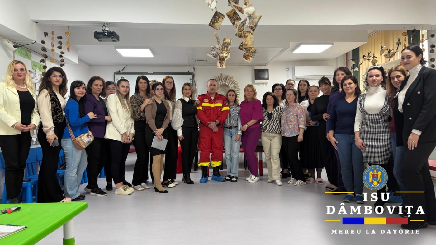 28 de cadre didactice, instruite să salveze vieți: lecție de prim ajutor care poate face diferența dintre viață și moarte, la Târgoviște