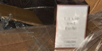 32.000 de parfumuri fake, descoperite la graniță! Captură uriașă a Poliției de Frontieră