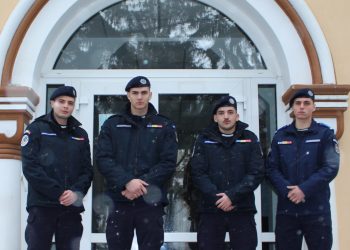 Patru studenți din cadrul Academiei de Poliție „Alexandru Ioan Cuza” București, în practică la Jandarmeria Dâmbovița