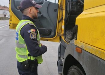Razie de amploare pe drumurile din Dâmbovița! Camioane și autobuze, verificate la sânge în acțiunea TRUCK & BUS