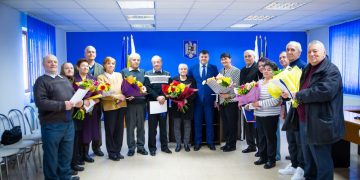 De Dragobete, Titu a omagiat iubirea adevărată: șapte cupluri au sărbătorit 50 de ani de căsnicie