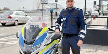 Spectacol și demonstrații în forță la Târgoviște! Polițiștii dâmbovițeni au ieșit în mijlocul comunității de Ziua Poliției Române