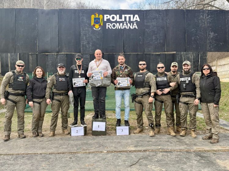 Rezultatele competiției de tragere organizate de IPJ Dâmbovița de Ziua Poliției Române
