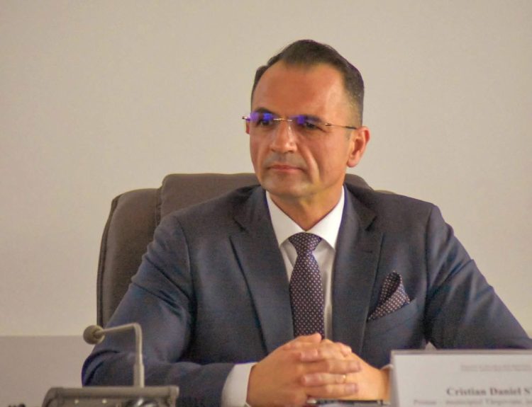 Reforma administrativă nu aduce concedieri la Primăria Târgoviște