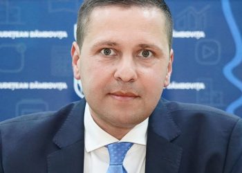 Președintele CJD, Corneliu Ștefan, le mulțumește parlamentarilor pentru că au adus milioane de lei în sistemul medical din Dâmbovița