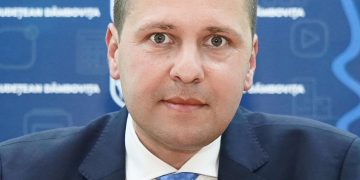 Președintele CJD, Corneliu Ștefan, le mulțumește parlamentarilor pentru că au adus milioane de lei în sistemul medical din Dâmbovița