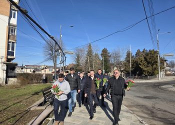 Președintele PSD Dâmbovița, Corneliu Ștefan, în mijlocul comunităților de 1 Martie, alături de primarii Cristian Daniel Stan și Constantin Ana.