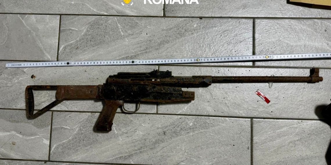 Descinderi în Dâmbovița: Arsenal de arme și ogari indisponibilizați într-un dosar de braconaj!
