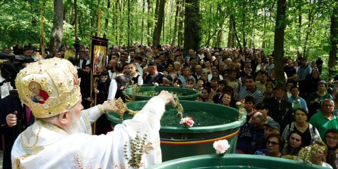 VINERI, 17 APRILIE 2026, LA MĂNĂSTIREA NUCET, VOR AVEA LOC CEREMONIILE PRILEJUITE DE SĂRBĂTOAREA „IZVORUL TĂMĂDUIRII”