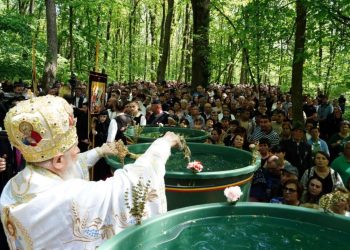 VINERI, 17 APRILIE 2026, LA MĂNĂSTIREA NUCET, VOR AVEA LOC CEREMONIILE PRILEJUITE DE SĂRBĂTOAREA „IZVORUL TĂMĂDUIRII”