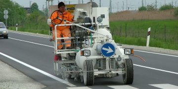 SC LUCRĂRI DRUMURI ȘI PODURI DÂMBOVIȚA ANGAJEAZĂ OPERATOR MAŞINĂ MARCAJ RUTIER