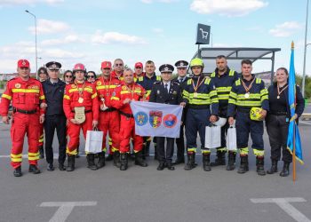 (Foto)Dâmbovița, polul excelenței în salvare: ISU Dâmbovița a cucerit toate trofeele la Competiția Zonală de Descarcerare și Prim Ajutor