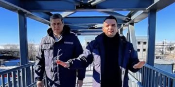 Pasarela de pe Calea București, deschisă circulației pietonale. Traversarea la nivel va fi eliminată