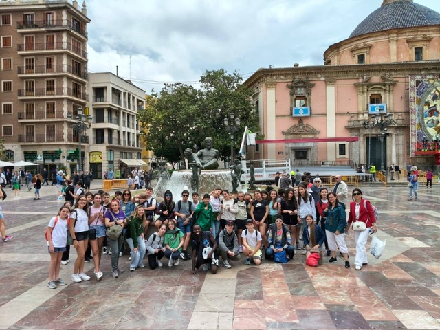 ERASMUS+ – EXPERIENȚA CARE UNEȘTE CULTURI, CREEAZĂ PRIETENII ȘI INSPIRĂ VIITORUL!