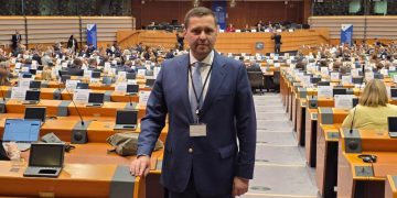 Dâmbovița, la masa deciziilor europene: Corneliu Ștefan aduce prioritățile județului în atenția liderilor de la Bruxelles
