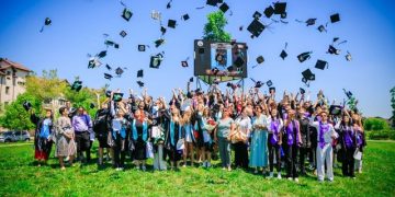 Zile de sărbătoare și emoție la Titu: Absolvenții Liceului Tehnologic „Goga Ionescu” și-au luat rămas-bun de la anii de liceu într-un cadru de poveste