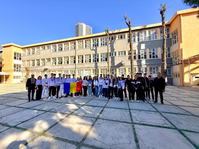 EDUCAȚIE, EXPERIENȚĂ ȘI DESCHIDERE EUROPEANĂ PENTRU ELEVII SEMINARULUI TEOLOGIC ORTODOX „SFÂNTUL IOAN GURĂ DE AUR” DIN TÂRGOVIȘTE