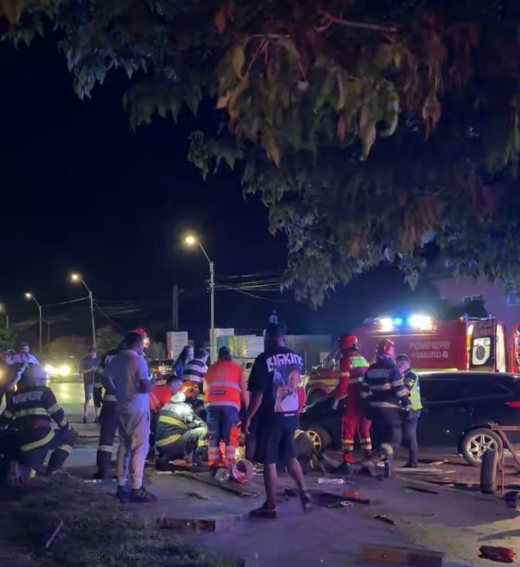 Accident grav pe Șoseaua Găești din Târgoviște: cinci persoane, dintre care trei copii, au ajuns la spital