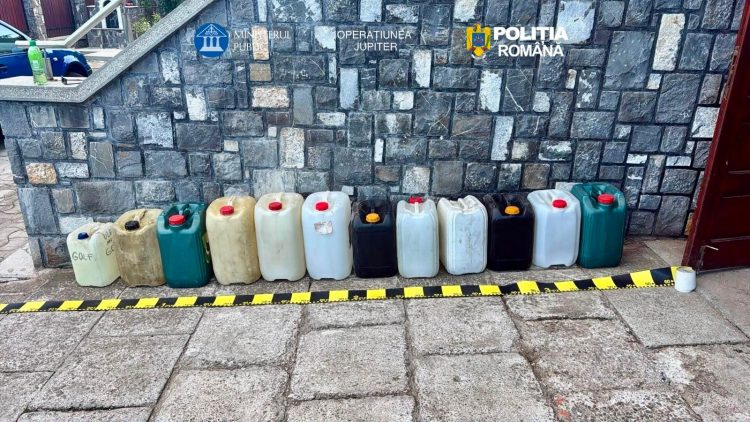 24 de persoane reținute după cele 62 de percheziții desfășurate în Dâmbovița