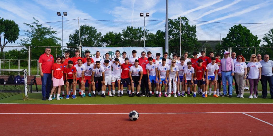 Campionatul de Tenis cu Piciorul a dat startul unei zile pline de energie în cadrul Zilelor Județului Dâmbovița
