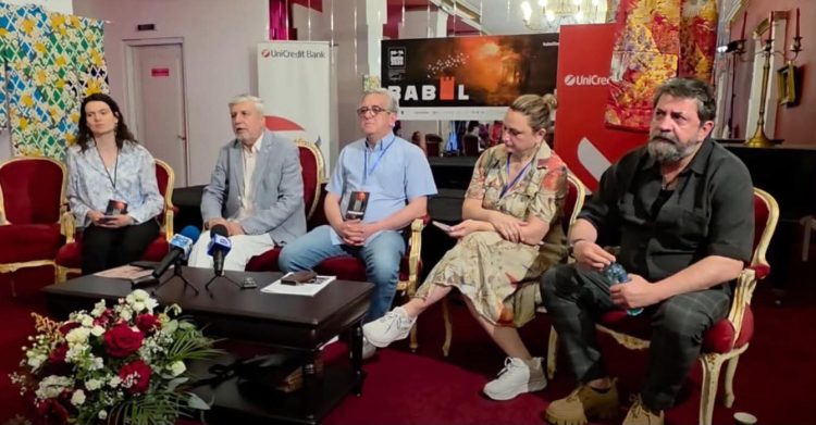 Invitați din Macedonia de Nord participă la un dialog dedicat teatrului și creației artistice în cadrul Festivalului Babel.