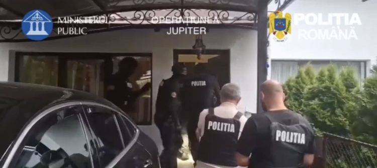 Descinderi JUPITER în Dâmbovița! Autoturism de lux și conturi bancare, puse sub sechestru într-un dosar de 782.600 lei
