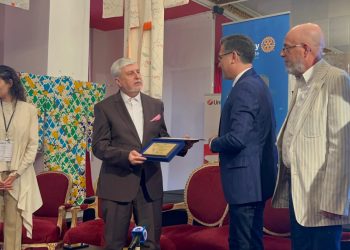 Mihai Constantin Ranin, omagiat de Rotary Club Târgoviște: „Arta și educația construiesc viitorul unei comunități”