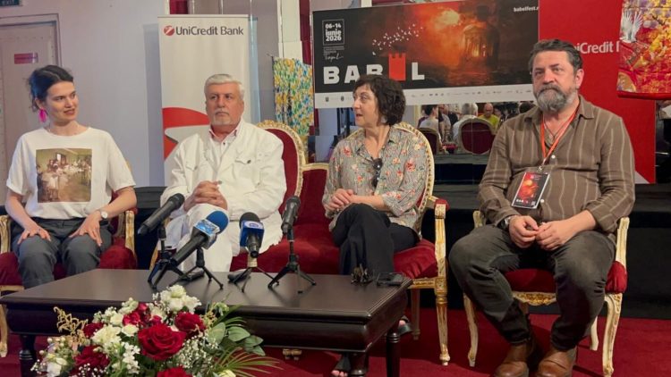 Spectacolul „The Flowers of the Celebration of Violence”, prezentat în cadrul Festivalului Babel
