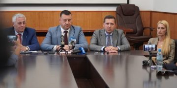 Noi investiții cu finanțare europeană pentru Dâmbovița. Nouă contracte vor aduce modernizare în educație, mobilitate urbană și patrimoniu cultural