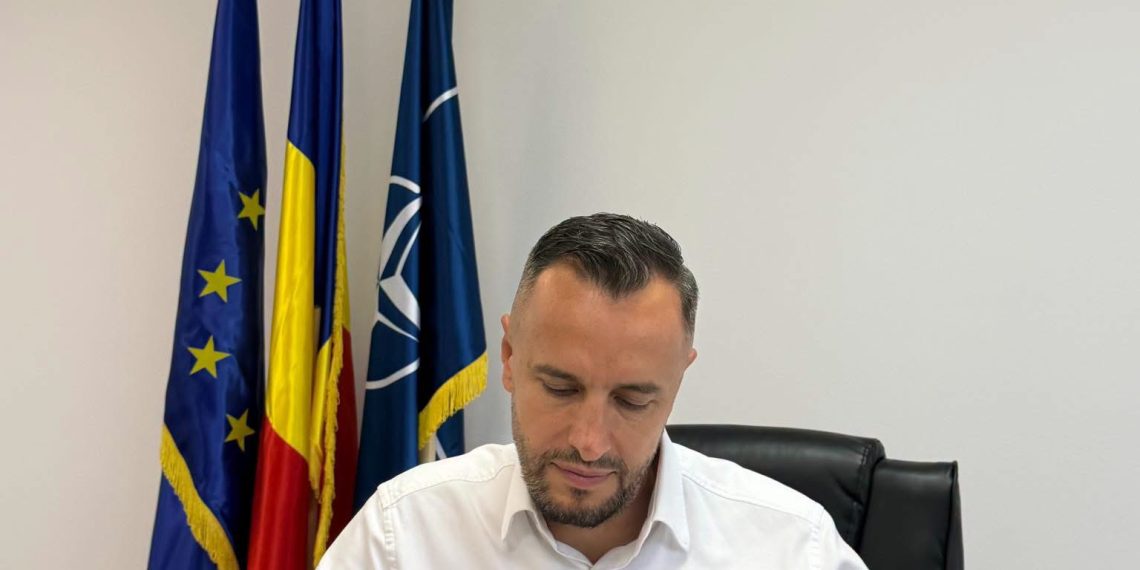 Primarul Alexandru Iorga continuă investițiile în educație: finanțare de 180.000 de lei pentru dotarea unui liceu din Găești