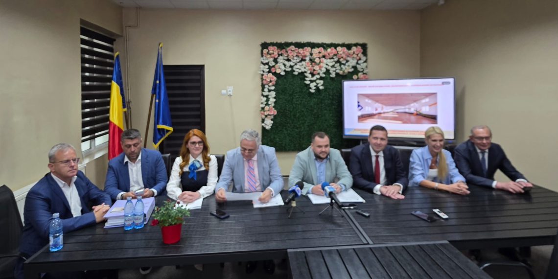 Vulcana-Pandele investește în viitor: a fost semnat contractul de finanțare pentru modernizarea sălii de sport a Școlii Gimnaziale