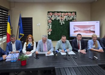 Vulcana-Pandele investește în viitor: a fost semnat contractul de finanțare pentru modernizarea sălii de sport a Școlii Gimnaziale