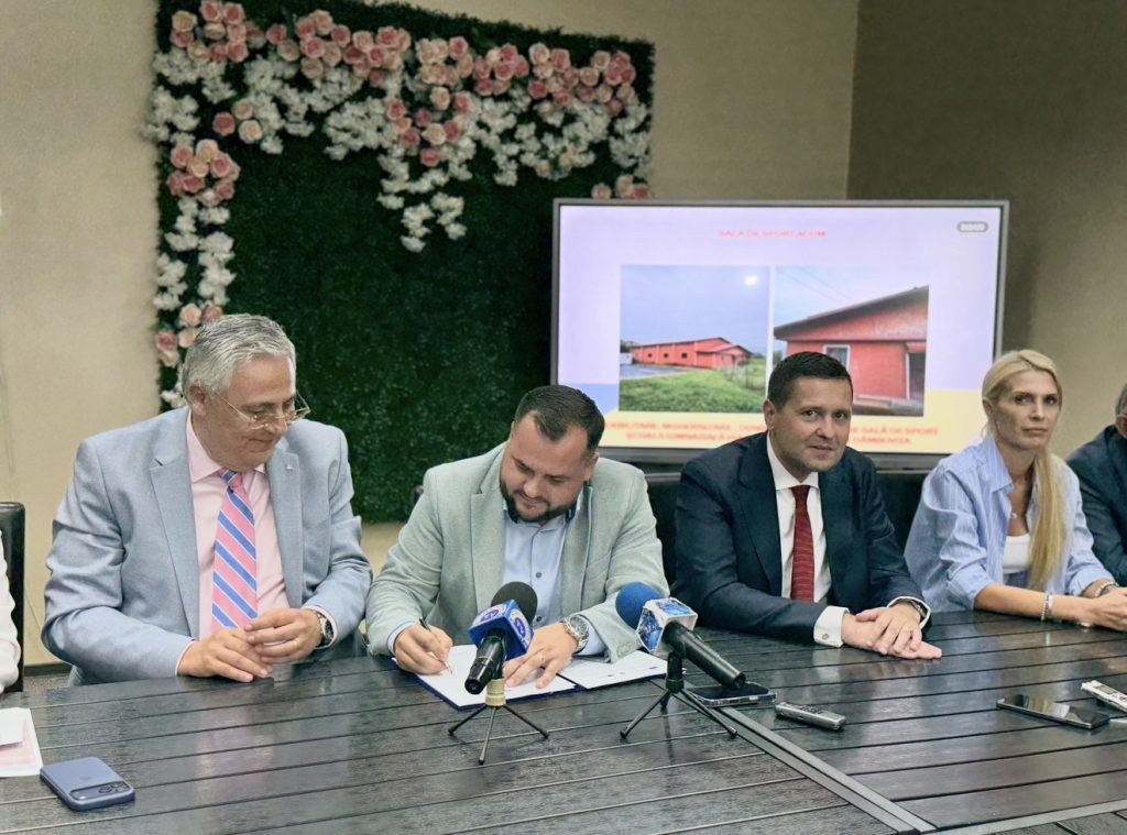 Vulcana-Pandele investește în viitor: a fost semnat contractul de finanțare pentru modernizarea sălii de sport a Școlii Gimnaziale