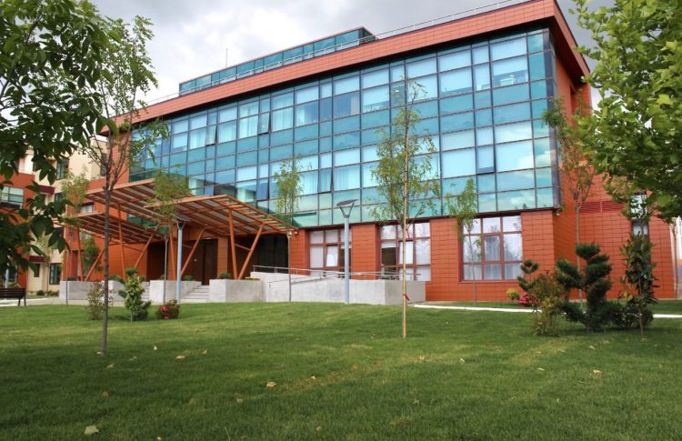 Vrei o carieră în învățământ? Universitatea „Valahia” din Târgoviște a deschis admiterea la Programul de Formare Psihopedagogică