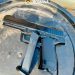 Percheziție în Cobia! Pistol neletal cu aer comprimat, descoperit și indisponibilizat de polițiști