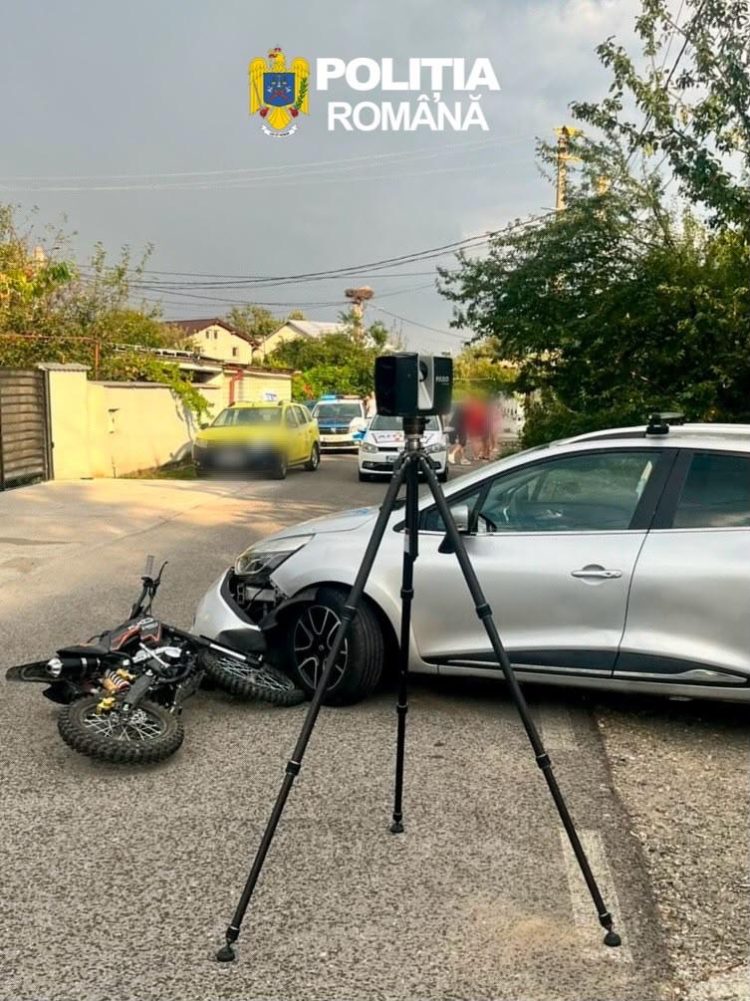 ACCIDENT RUTIER PRODUS ASEARĂ ÎN VALEA VOIEVOZILOR: UN MOTOCROS NEÎNMATRICULAT, CONDUCĂTOR FĂRĂ PERMIS CORESPUNZĂTOR ȘI DOI RĂNIȚI