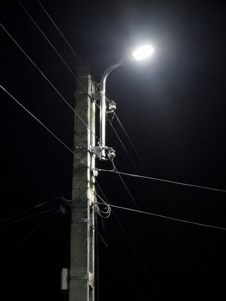 Primăria Crângurile reduce programul iluminatului public din cauza costurilor ridicate la energie