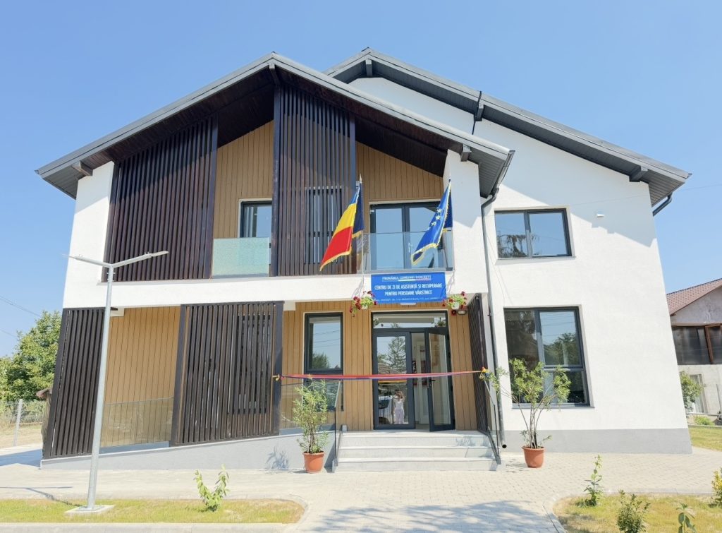 Corneliu Ștefan, prezent la inaugurarea Centrului de Zi pentru seniorii din Doicești: grijă și respect pentru vârstnicii din Dâmbovița