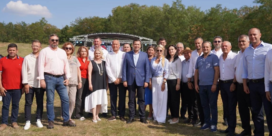 (Foto) Zi de sărbătoare la Cobia. Corneliu Ștefan, alături de comunitate, la Ziua Comunei