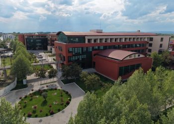 UNIVERSITATEA „VALAHIA” DIN TÂRGOVIȘTE SUSȚINE INCLUZIUNEA ȘI ACCESUL ECHITABIL LA EDUCAȚIE PRIN BURSA „SOLIDARITATE ȘI IMPLICARE”.
