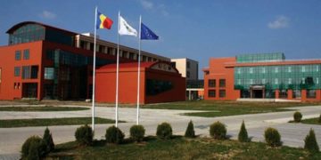 UNIVERSITATEA „VALAHIA” DIN TÂRGOVIȘTE SPRIJINĂ ACCESUL LA EDUCAȚIE PRIN BURSELE SPECIALE DE STUDIU „PRIMUL PAS ACADEMIC”.