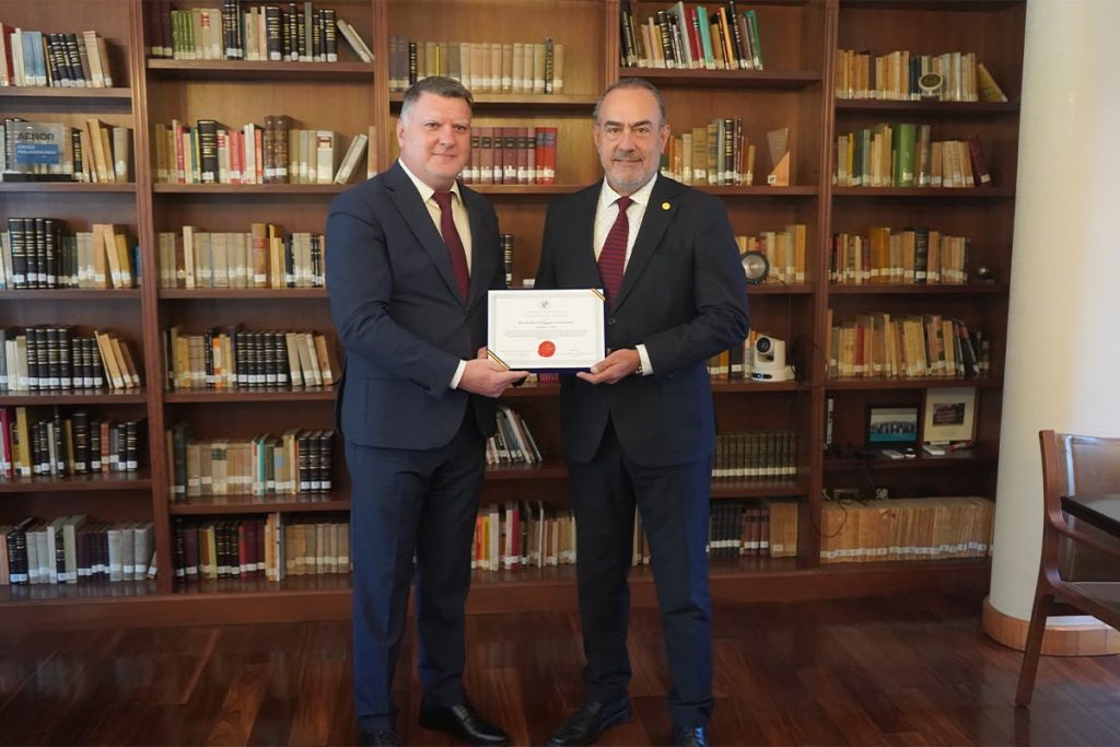 UNIVERSITATEA „VALAHIA” DIN TÂRGOVIȘTE, PREZENTĂ LA ANIVERSAREA A 36 DE ANI DE LA ÎNFIINȚAREA UNIVERSITĂȚII BERNARDO O’HIGGINS DIN SANTIAGO DE CHILE