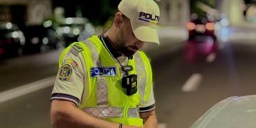 RAZIE A POLIȚIȘTILOR DÂMBOVIȚENI PENTRU MENȚINEREA SIGURANȚEI CETĂȚENILOR