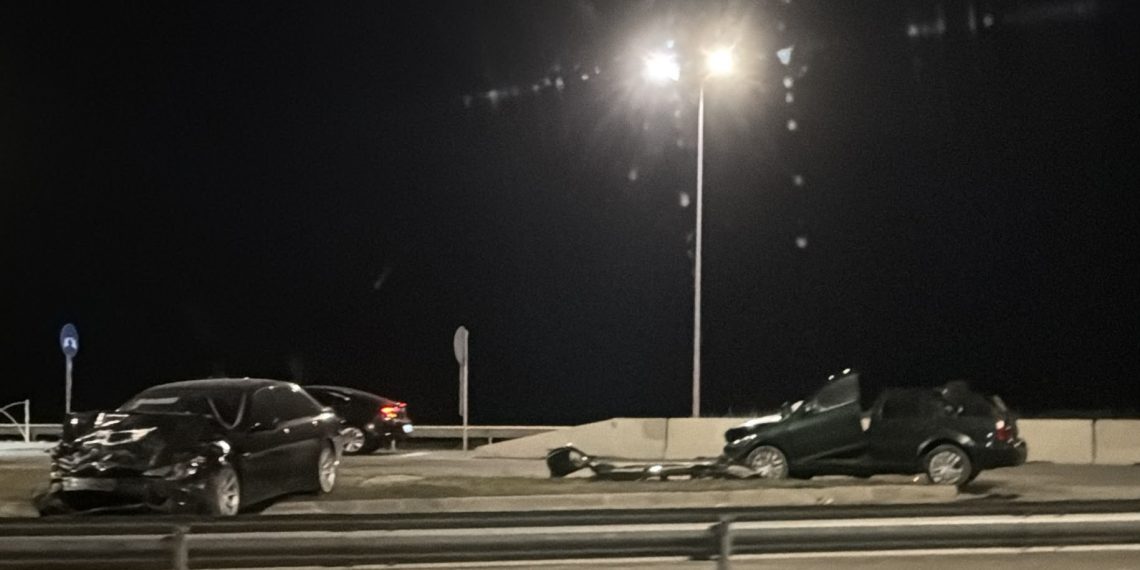 Coliziune violentă pe DN7, în Lungulețu: cinci persoane rănite, printre victime și un tânăr de 23 de ani