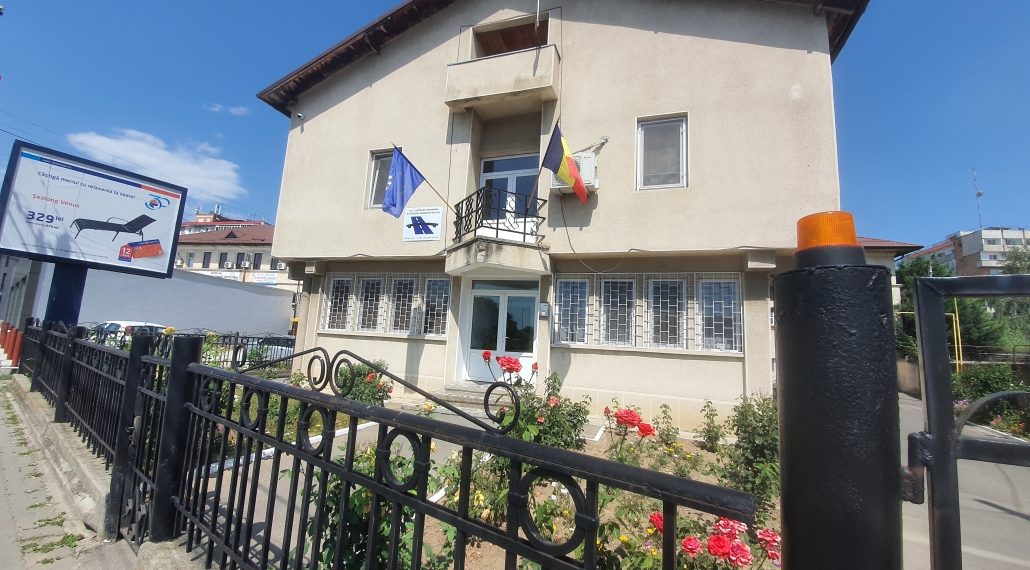 Lucrări Drumuri și Poduri Dâmbovița face angajări: se caută director tehnic și coordonator transport